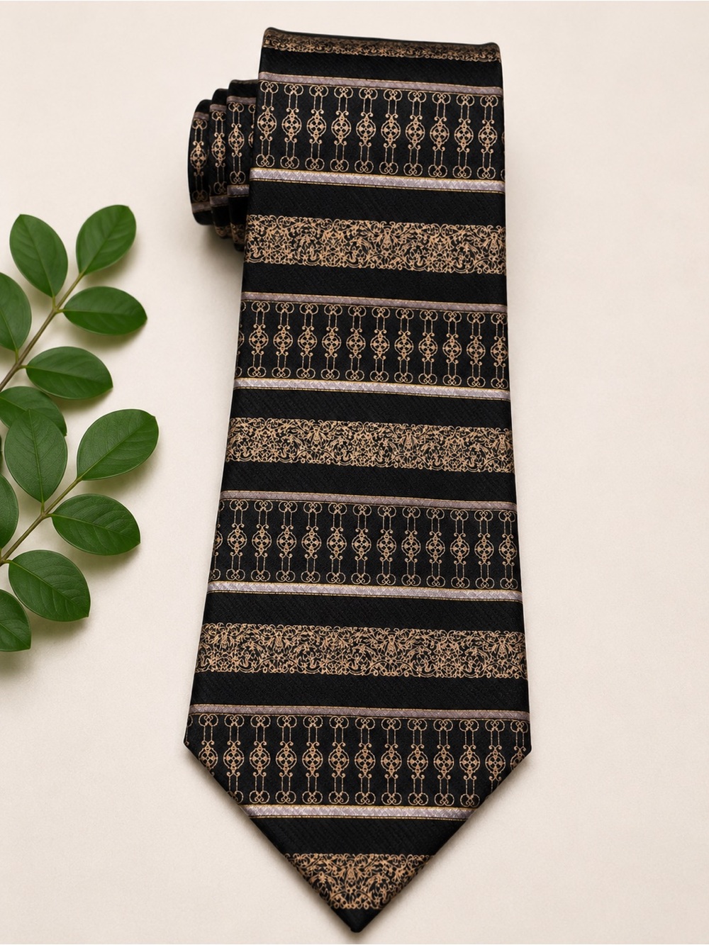 Giorgio Bissoni 100% Silk Designer Tie Black Gold Stripe Vintage